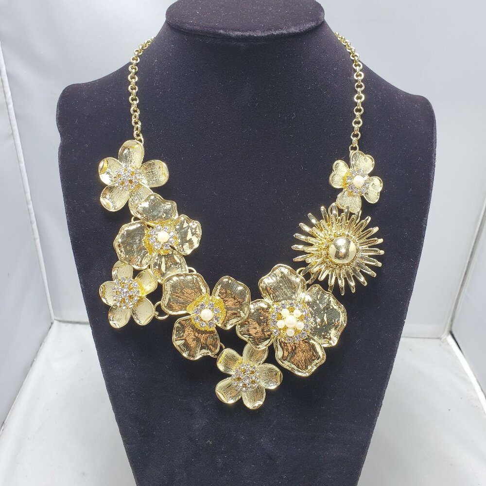 Vetta Gold Floral Statement Necklace